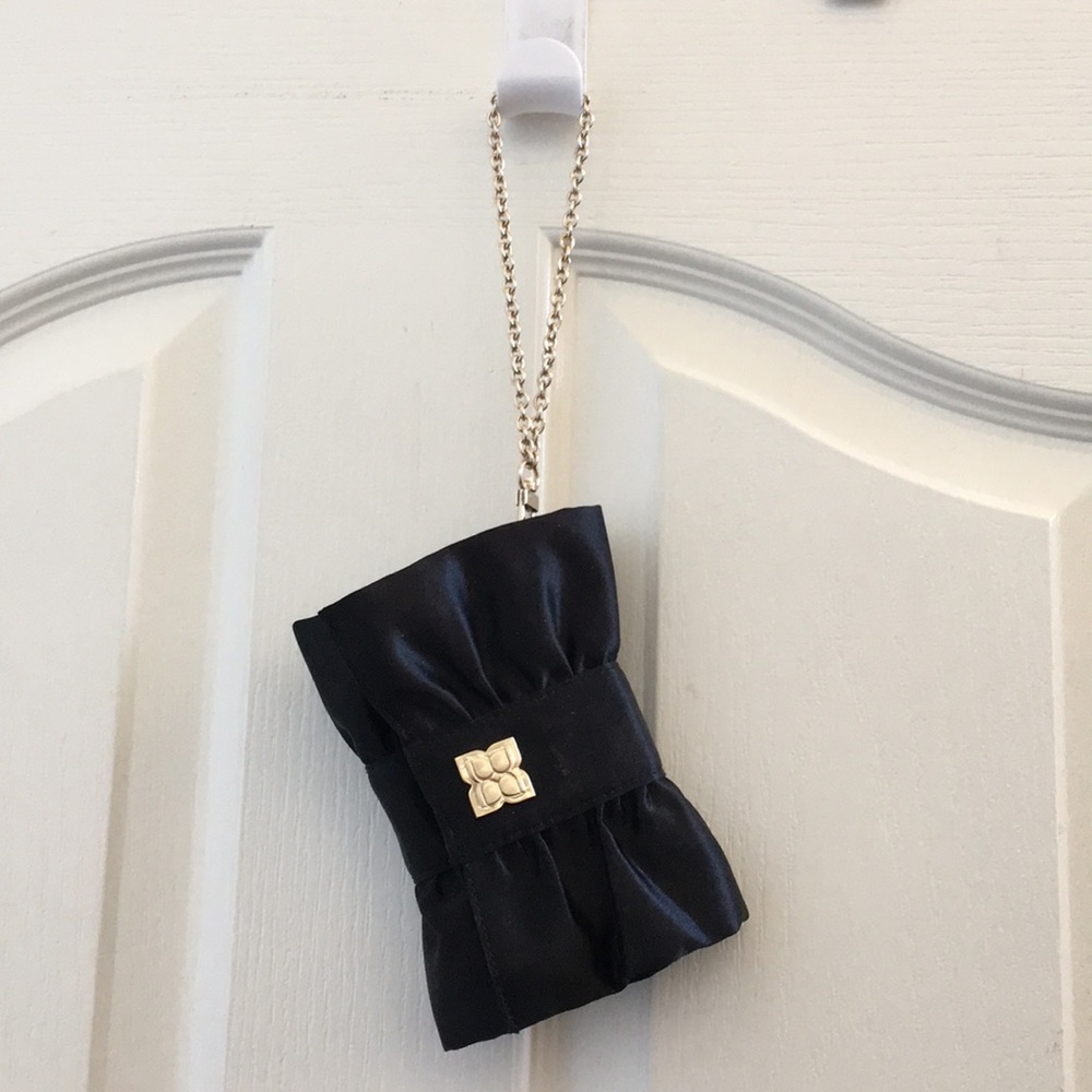 FINAL MARKDOWN LADIES’ BCBGMAXAZRIA Wristlet Purse
